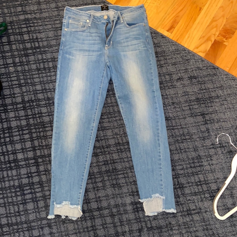Skinny leg ankle length jeans